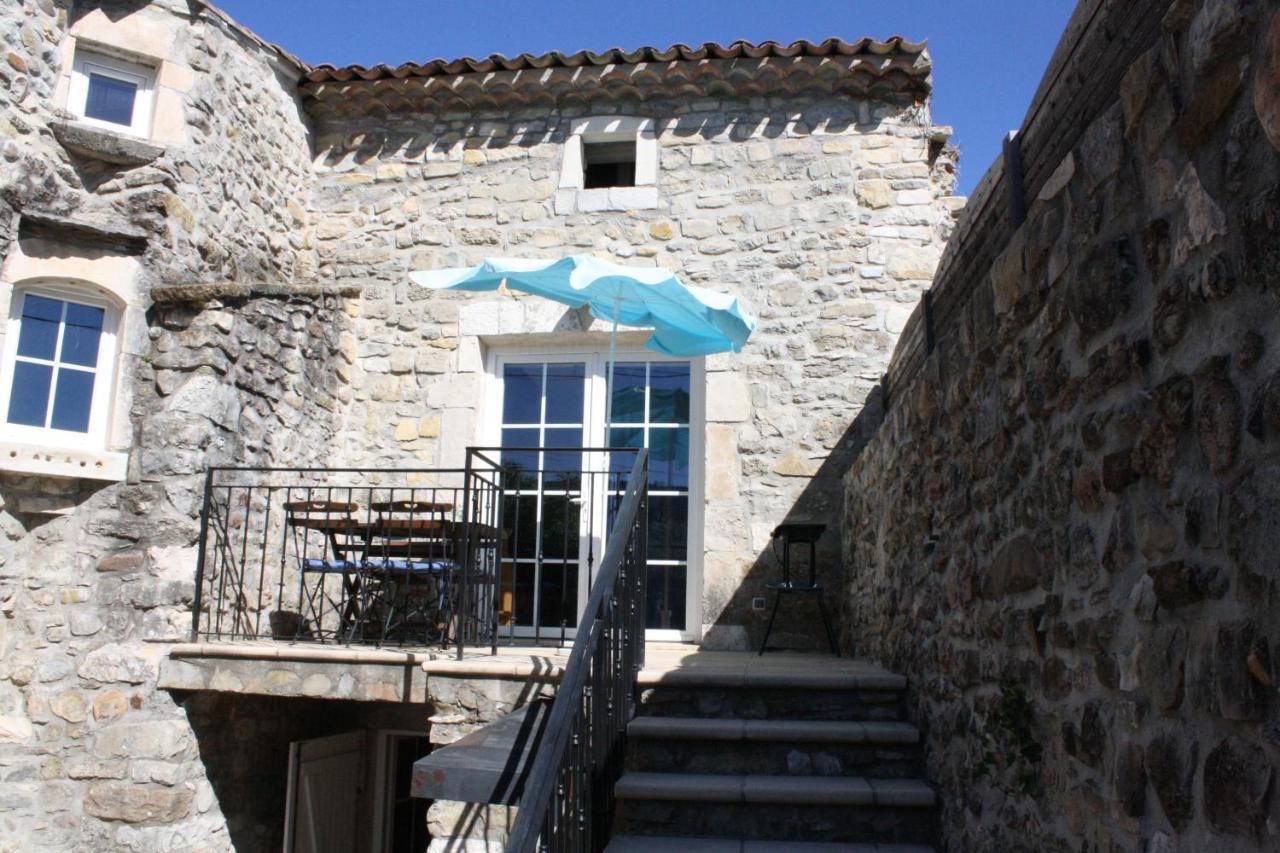 L'Avventura Gite Bleu Grospierres Exterior photo